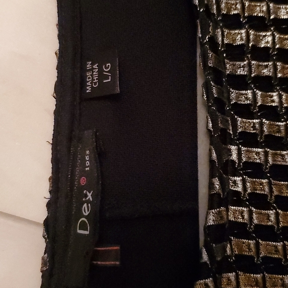 Dex gold and black tunic - Picture 4 of 6
